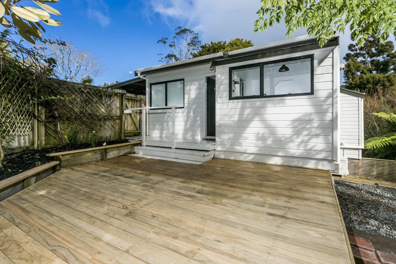 5/24 Beswick Place, Birkdale, Auckland - Carousel 2