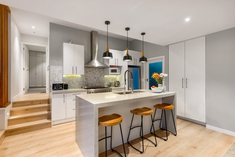 4 Hilltop Street, Remuera, Auckland - Carousel 2