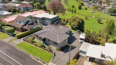 23 Landscape Road, Otumoetai, Tauranga - Carousel 1