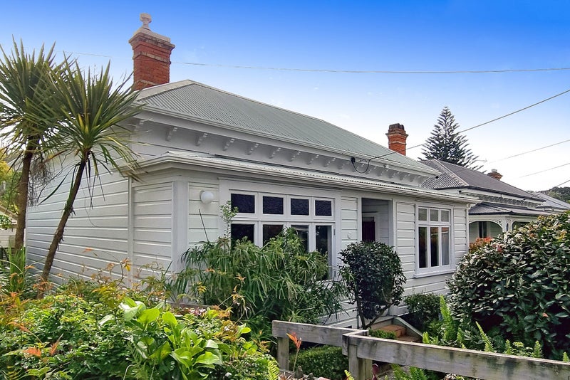 21 Vauxhall Road, Devonport, Auckland - Carousel 1