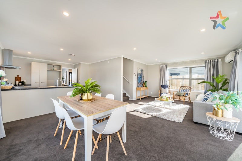 42 Ruahine Street, Trentham, Upper Hutt - Carousel 2