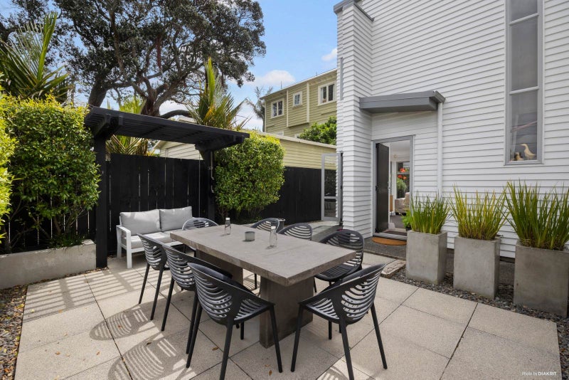 4A Yates Street, Onehunga, Auckland - Carousel 2