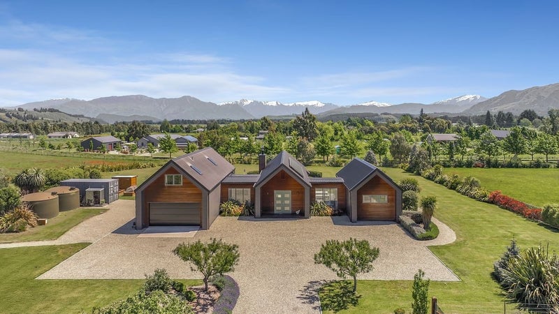 18 Partridge Road, Hawea Flat, Wanaka - Carousel 2