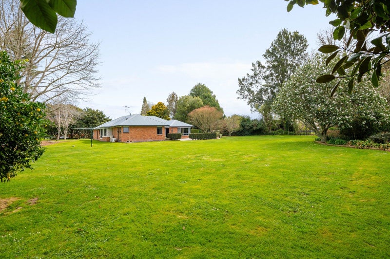 37 Cherry Lane, Tamahere, Hamilton - Carousel 2