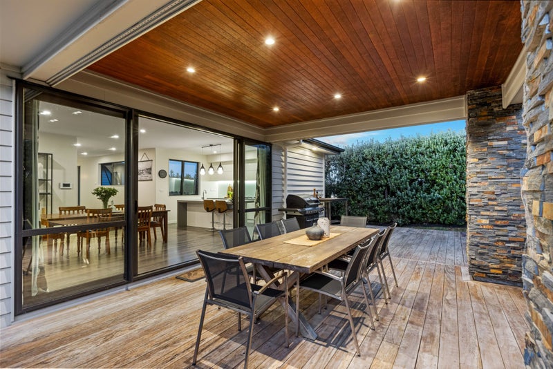 15 Javelin Close, Gulf Harbour, Whangaparaoa - Carousel 2