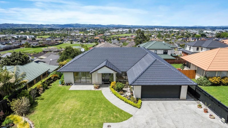 16 Nanleen RISE, Manurewa, The Gardens - Carousel 1