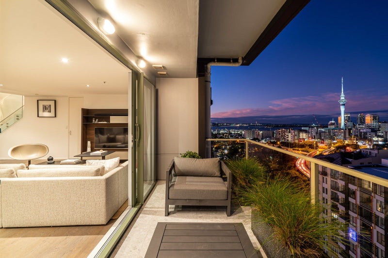 11D/8 Howe Street, Freemans Bay, Auckland - Carousel 1