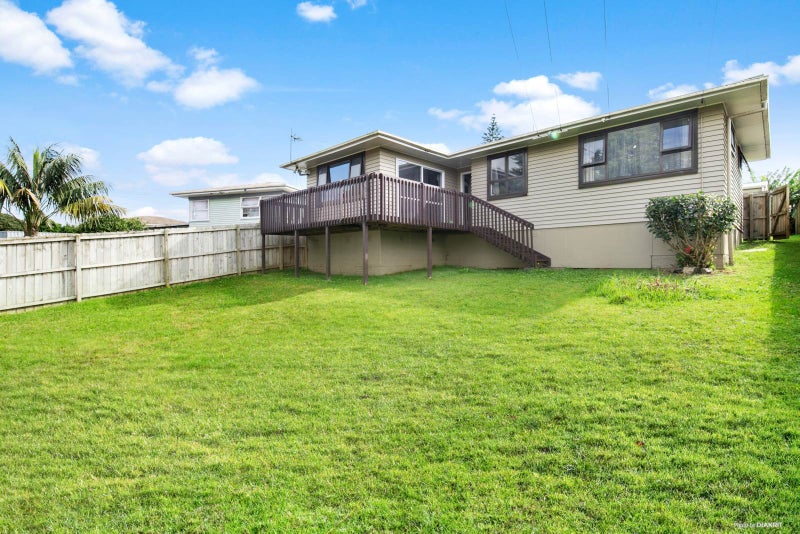 11 Whitley Crescent, Otara, Auckland - Carousel 2
