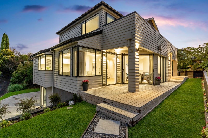 5A Beach Road, Mellons Bay, Auckland - Carousel 2