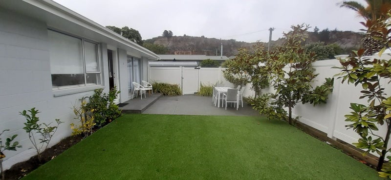 2/37B Main Road, Redcliffs, Christchurch - Carousel 1