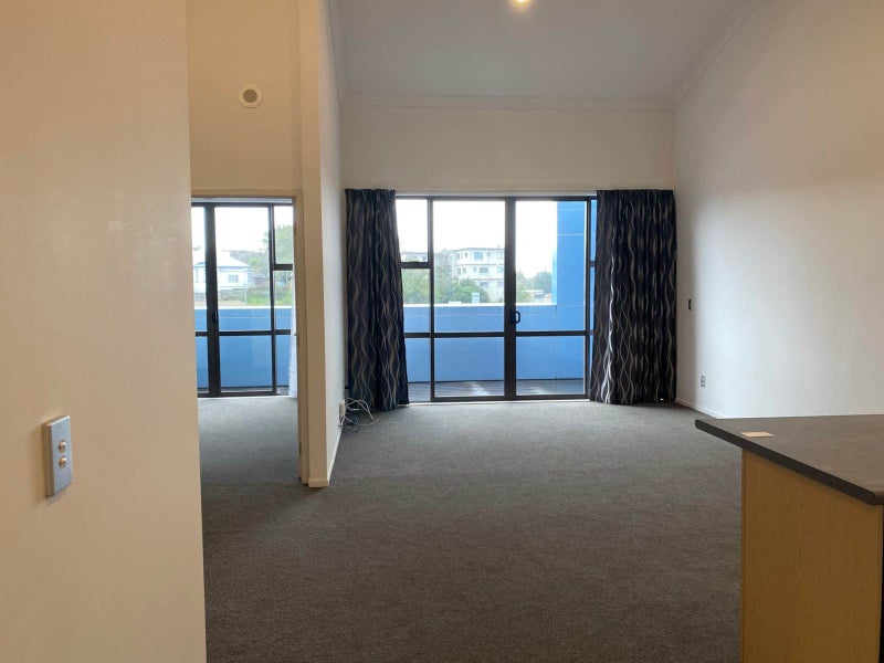 306/3 Morningside Drive, St Lukes, Auckland - Carousel 2