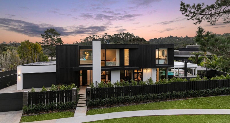 30A Kingfisher Grove, Greenhithe, Auckland - Carousel 1