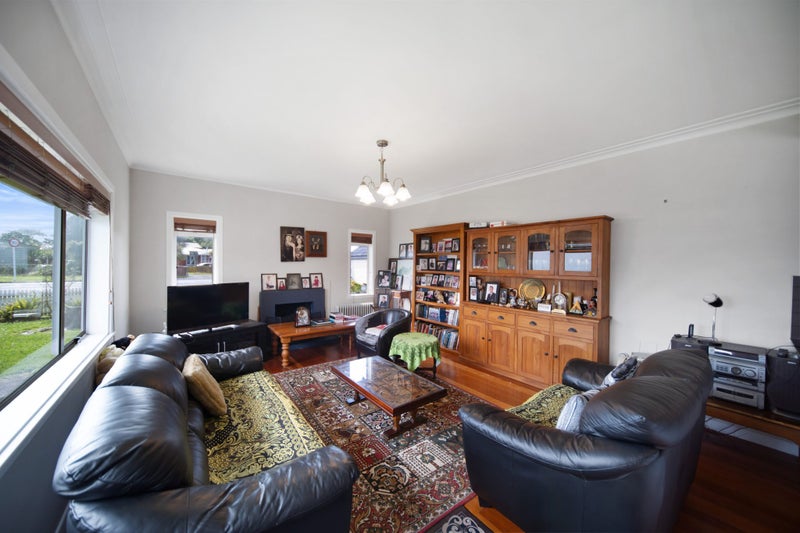 1/1 Robertson Road, Favona, Auckland - Carousel 2