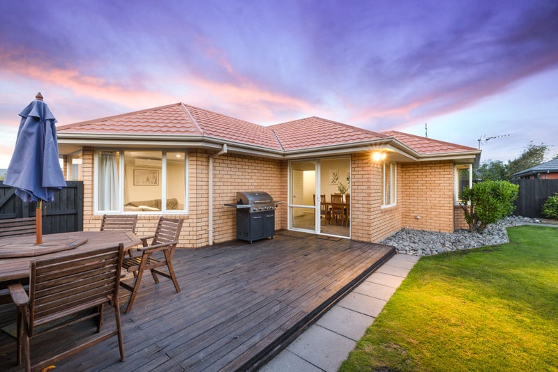 19 Ballymena Drive, Belfast, Christchurch - Carousel 2