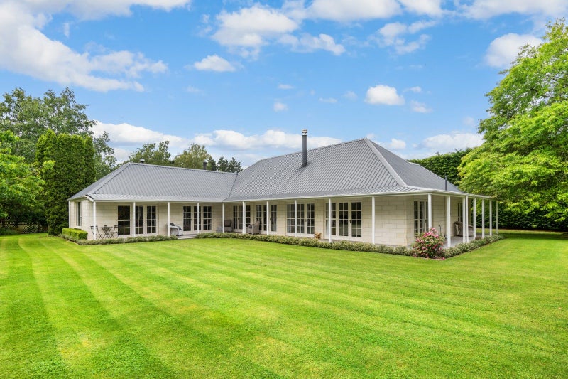 874 Sandy Knolls Road, Christchurch - Carousel 1