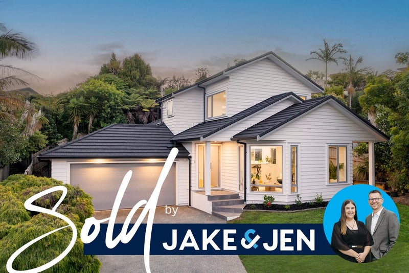 18 Greenleaf Way, Northcross, Auckland - Carousel 1