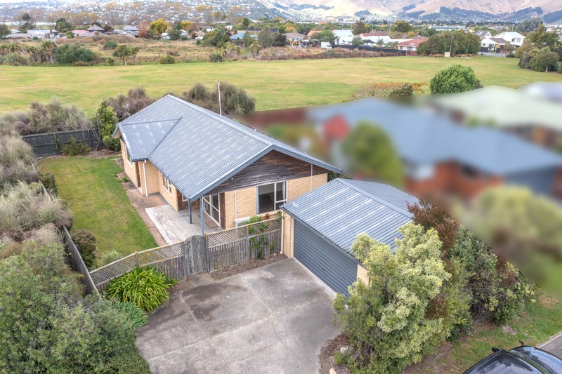 23 Seascape Gardens, Bromley, Christchurch - Carousel 16