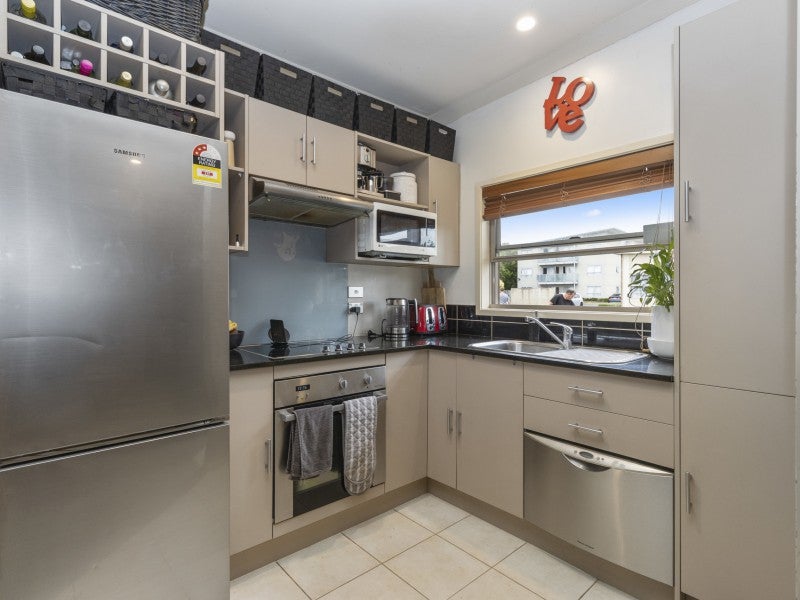 33/46 Peachgrove Road, Hamilton East, Hamilton - Carousel 2