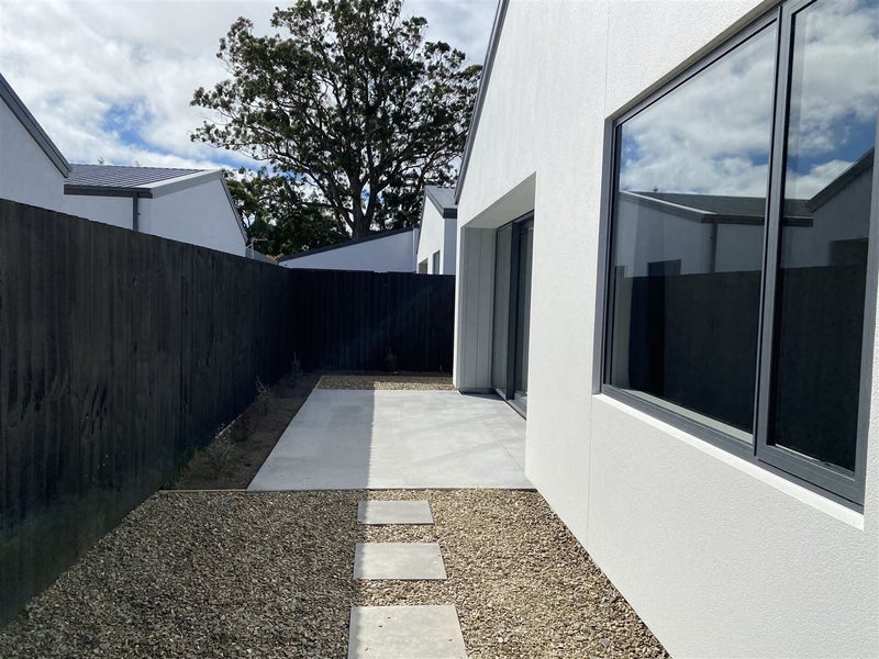 6 Manakura Street, Avonhead, Christchurch - Carousel 17