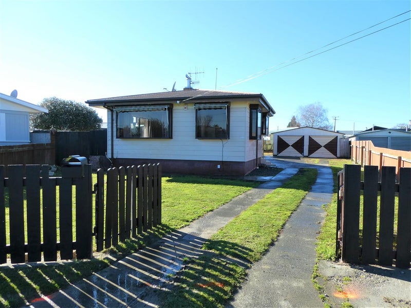 400 Huia Place, Camberley, Hastings - Carousel 1