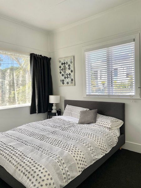 2 Nikau Street, Newtown, Wellington - Carousel 2