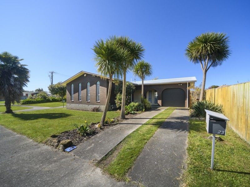 23 Robinson Crescent, Westbrook, Palmerston North - Carousel 1