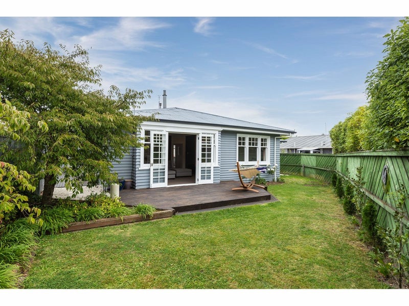 1 Traynor Lane, Avonside, Christchurch - Carousel 1