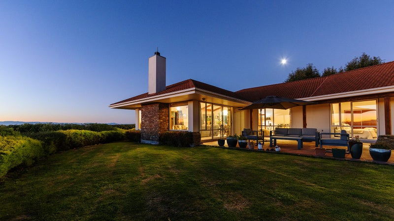 1 Watlings Place, Kennedys Bush, Christchurch - Carousel 24