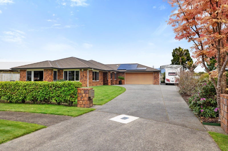 8 Margaret Alice Close, Whalers Gate, New Plymouth - Carousel 1