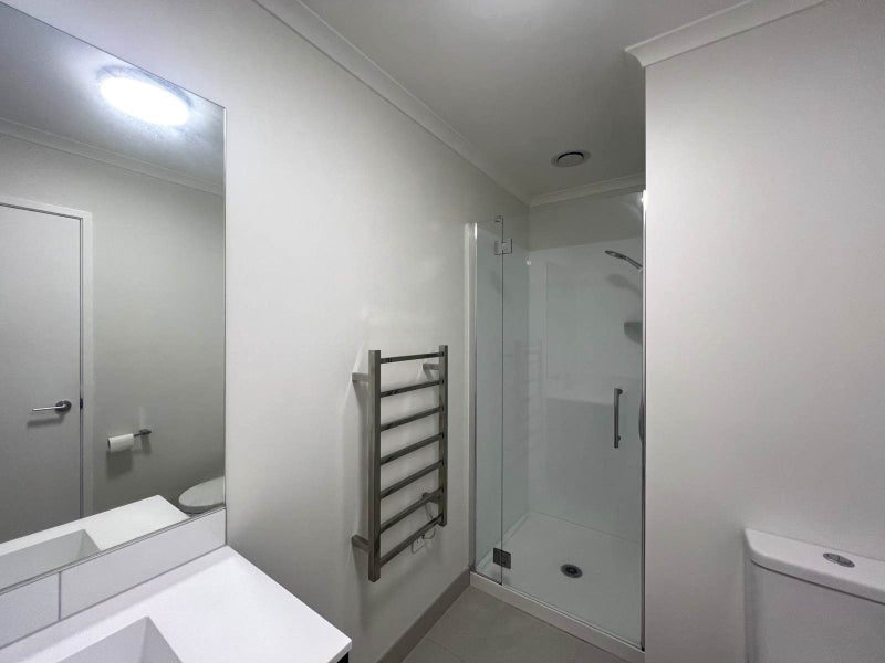 40 Manarini Road, Westgate, Auckland - Carousel 13