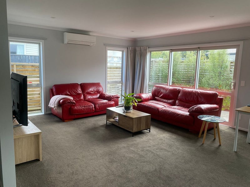 5 Jutland Street, Waterloo, Lower Hutt - Carousel 1