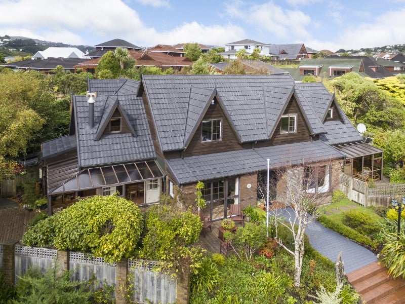 55 Burbank Crescent, Churton Park, Wellington - Carousel 2