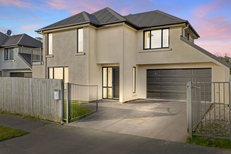 1A Trist Place, Edgeware, Christchurch - Carousel 1