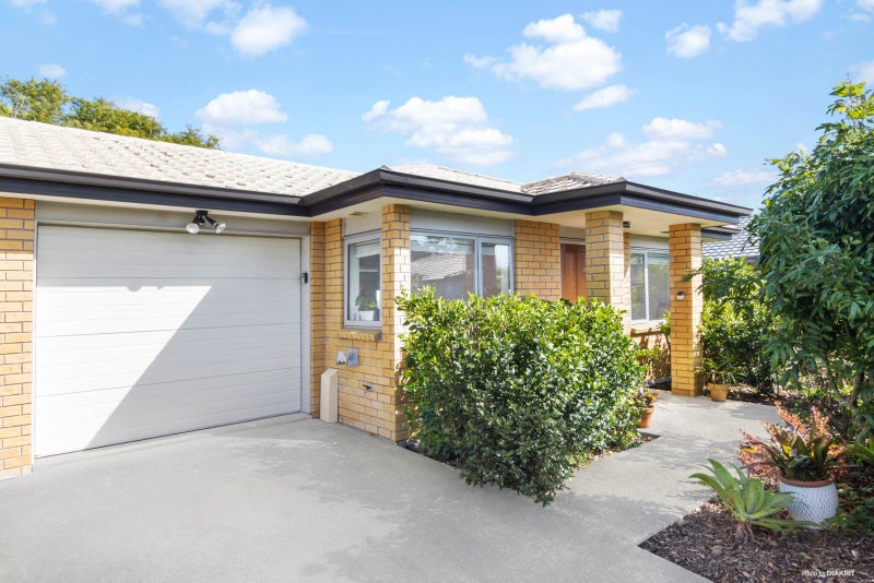 21/68 Fonteyn Street, Avondale, Auckland - Carousel 1
