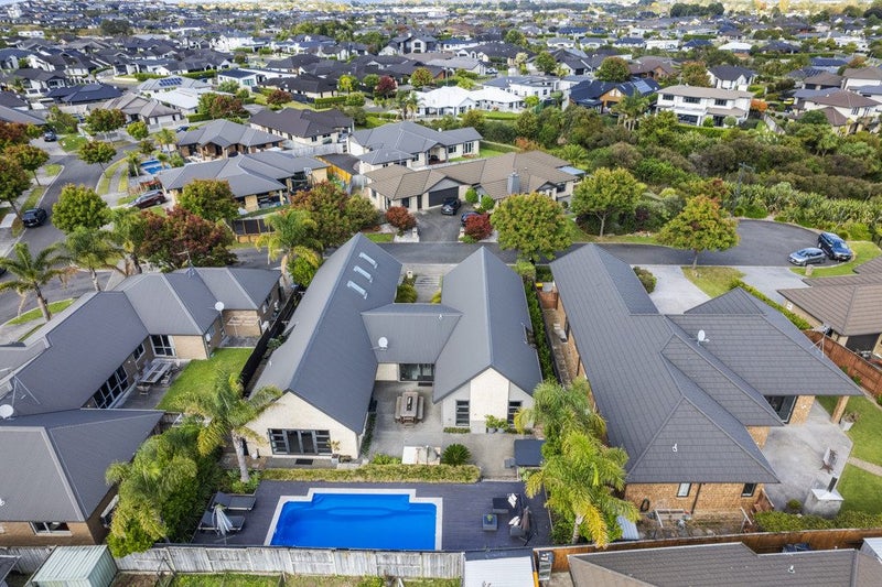 4 Delia Court, Flagstaff, Hamilton - Carousel 23