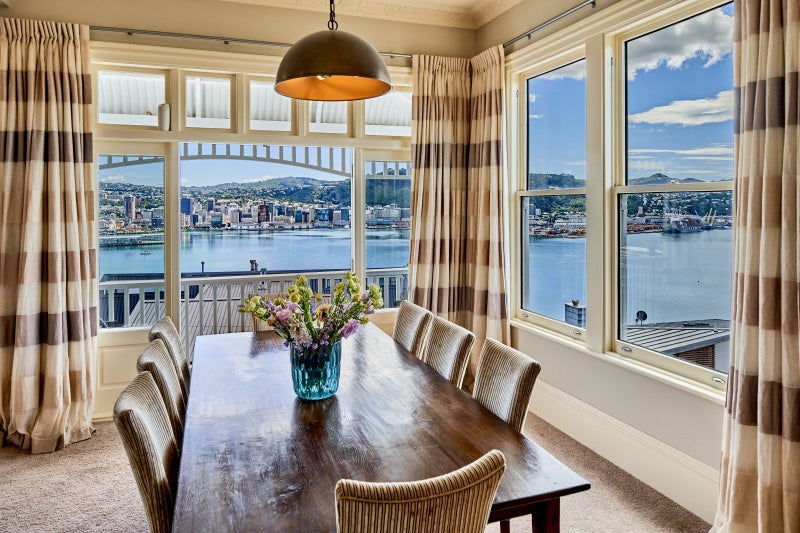 29 The Crescent, Roseneath, Wellington - Carousel 2