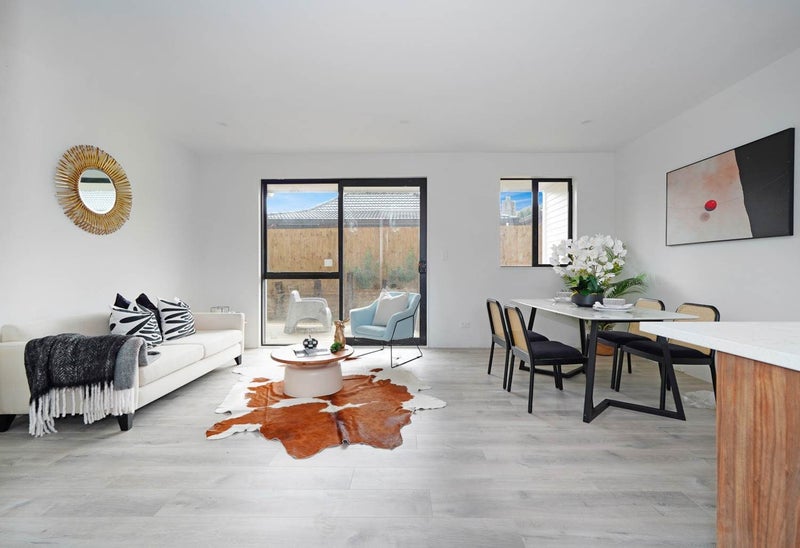 1/37 Claude Road, Hillpark, Auckland - Carousel 1