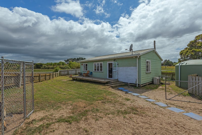 13 Palmer Road, Foxton Beach, Foxton - Carousel 2
