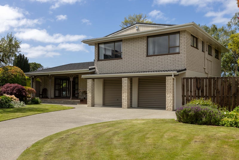 42 Camberwell Place, Avonhead, Christchurch - Carousel 1