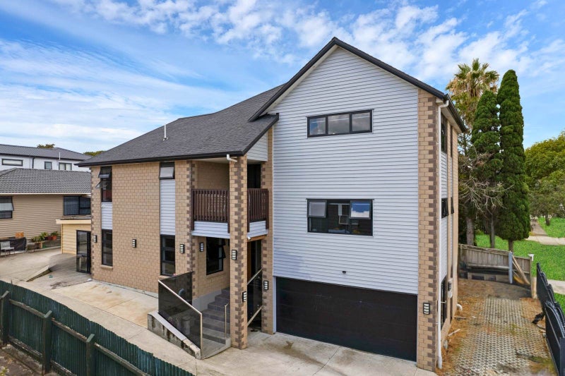 6A Caserta Place, Clover Park, Auckland - Carousel 2