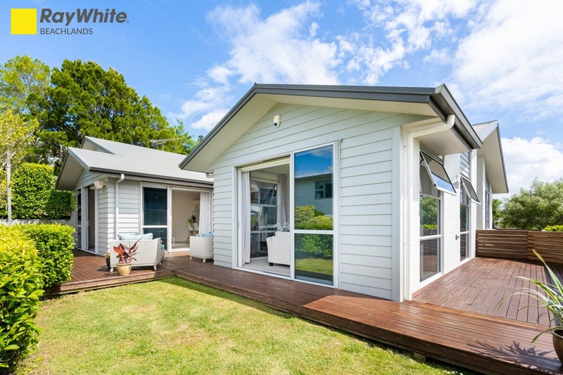 17 Fantail Crescent, Maraetai, Auckland - Carousel 1