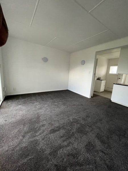 4/1068 Fergusson Drive, Clouston Park, Upper Hutt - Carousel 6