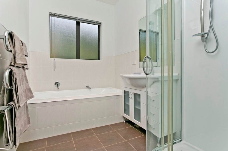 20 Thomas Hamer Place, Greenhithe, Auckland - Carousel 9