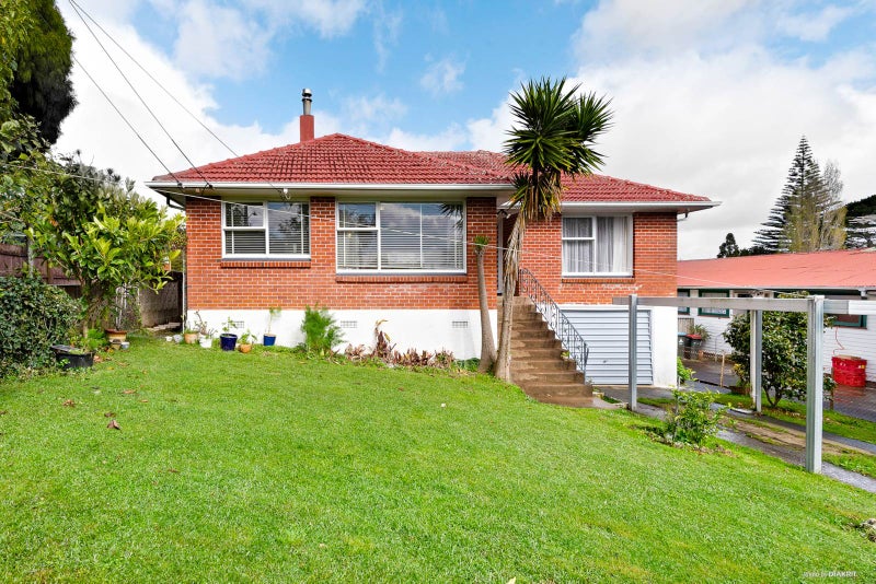27 Rathlin Street, Blockhouse Bay, Auckland - Carousel 1