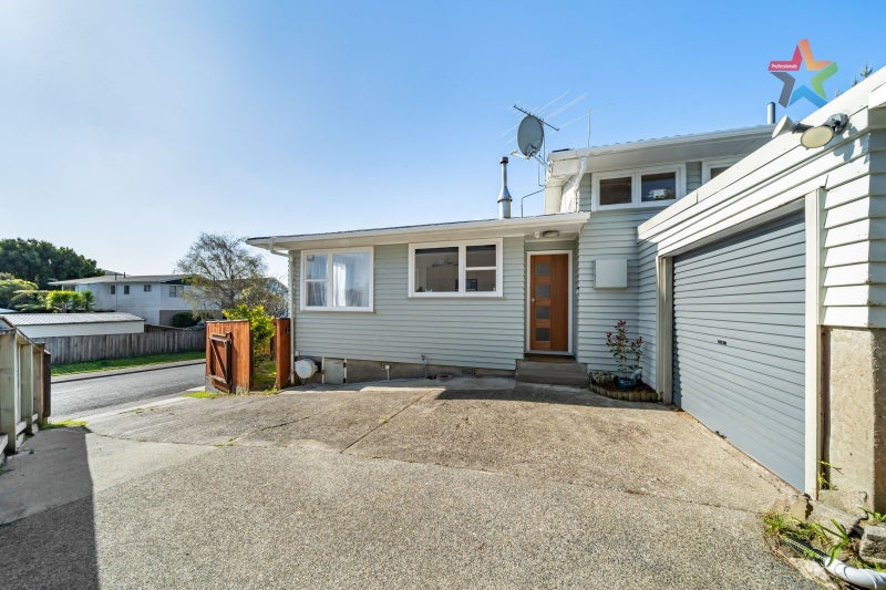 21 Robson Street, Stokes Valley, Lower Hutt - Carousel 2