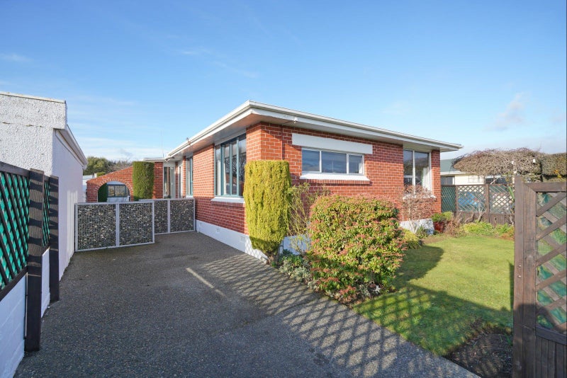 761 Queens Drive, Waikiwi, Invercargill - Carousel 1