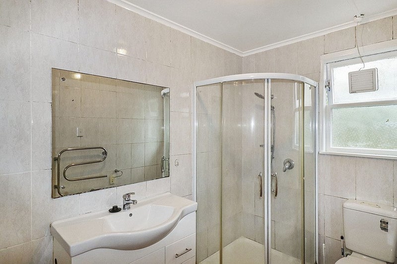 4/12 Waiohua Road, Greenlane, Auckland - Carousel 9