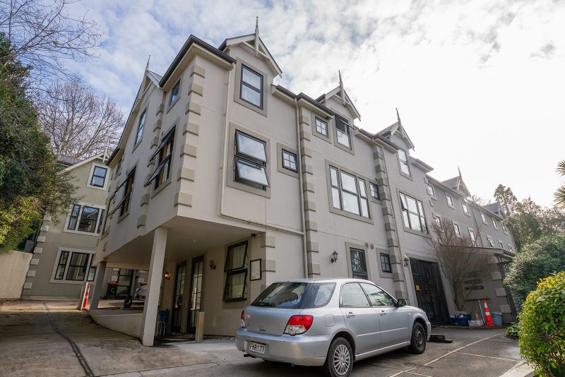 1/46 Queen Street, North Dunedin, Dunedin - Carousel 24