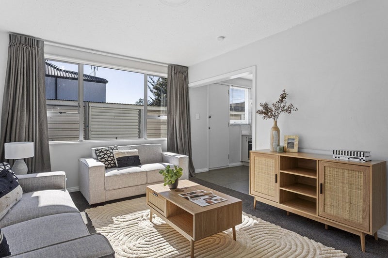 2/73 Clare Road, St Albans, Christchurch - Carousel 2