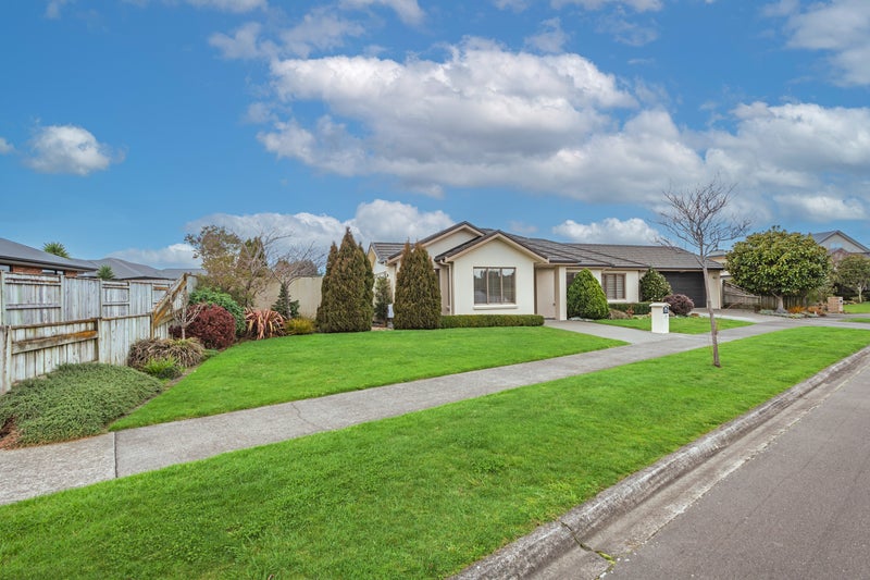 37 Tennyson Avenue, Kelvin Grove, Palmerston North - Carousel 32